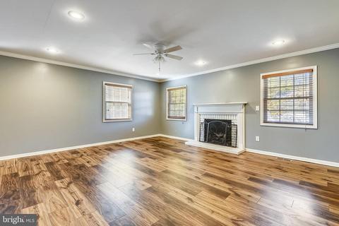 8711 Graystone Ln, Laurel, MD 20708 photo 12