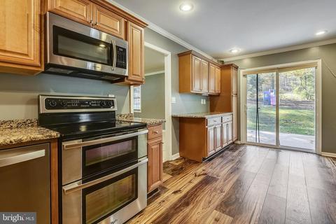 8711 Graystone Ln, Laurel, MD 20708 photo 20