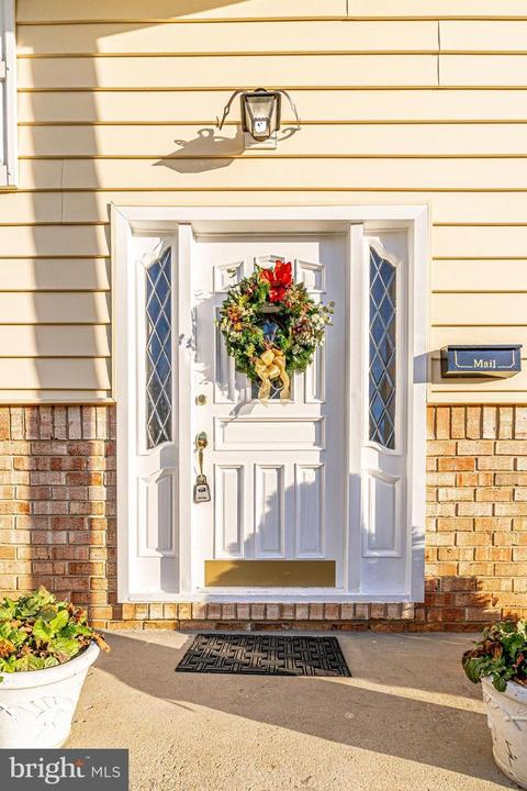 8403 N Point Ct, Laurel, MD 20708 photo 7