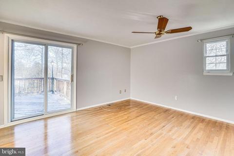8403 N Point Ct, Laurel, MD 20708 photo 17