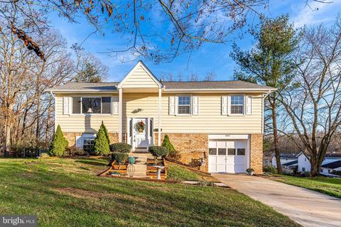 8403 N Point Ct, Laurel, MD 20708 photo 1