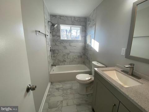 9209 Rolling View Dr, Lanham, MD 20706 photo 15