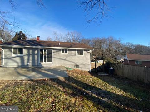 9209 Rolling View Dr, Lanham, MD 20706 photo 33