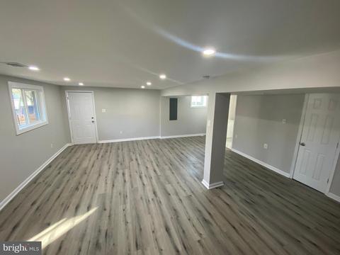 9209 Rolling View Dr, Lanham, MD 20706 photo 22