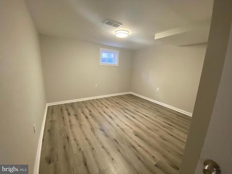 9209 Rolling View Dr, Lanham, MD 20706 photo 23