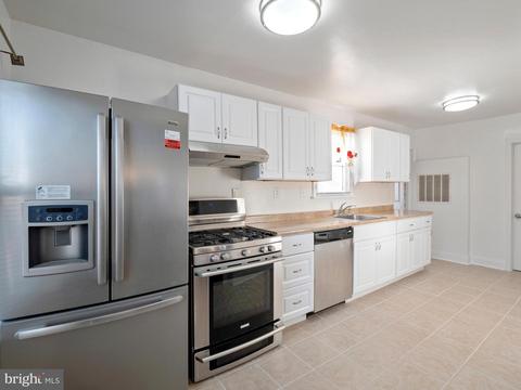 9008 2nd St, Lanham, MD 20706 photo 2