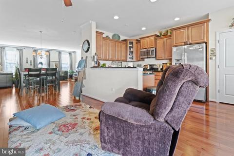 9006 Ruby Lockhart Blvd, Lanham, MD 20706 photo 11