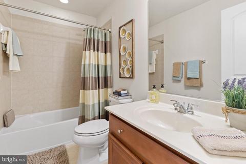 9006 Ruby Lockhart Blvd, Lanham, MD 20706 photo 26