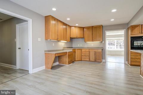 8904 Briardale Ln, Laurel, MD 20708 photo 19