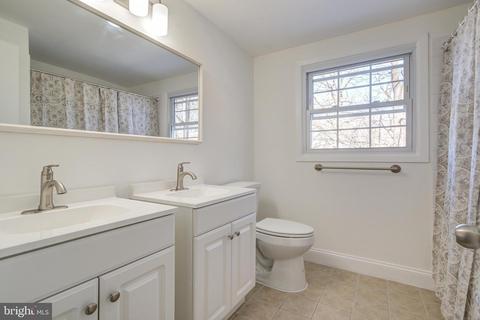 8904 Briardale Ln, Laurel, MD 20708 photo 39