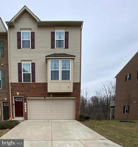 904 Evers Ave, Capitol Heights, MD 20743 photo 1