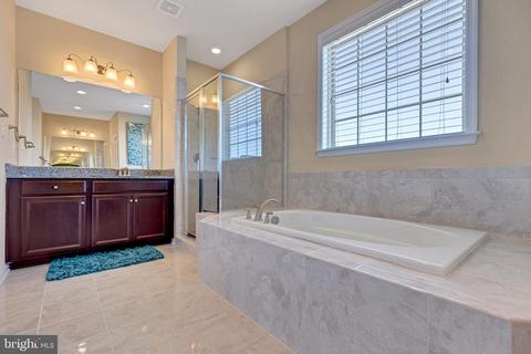 2502 Saint Nicholas Way, Lanham, MD 20706 photo 23