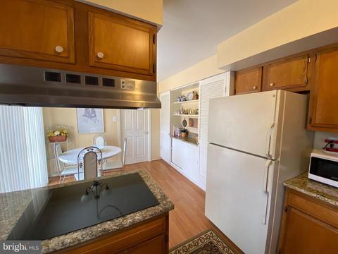 8704 Granite Ln, Laurel, MD 20708 photo 7