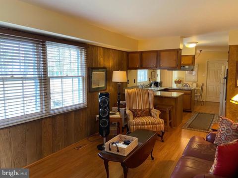 8704 Granite Ln, Laurel, MD 20708 photo 12
