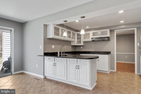 12502 Silverbirch Ln, Laurel, MD 20708 photo 11