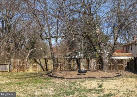 12502 Silverbirch Ln, Laurel, MD 20708 photo 4