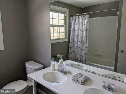 12502 Silverbirch Ln, Laurel, MD 20708 photo 26