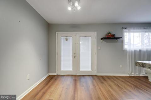 8924 Walkerton Dr, Lanham, MD 20706 photo 20