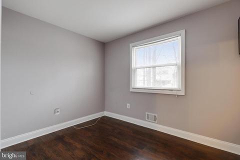 8924 Walkerton Dr, Lanham, MD 20706 photo 28
