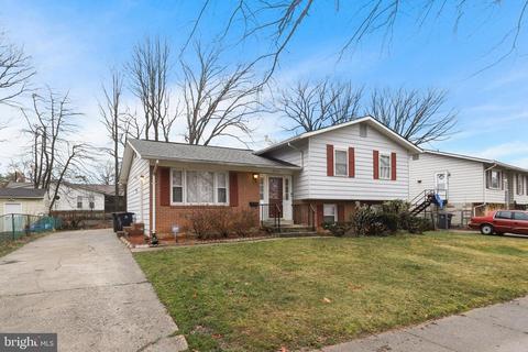 8924 Walkerton Dr, Lanham, MD 20706 photo 5
