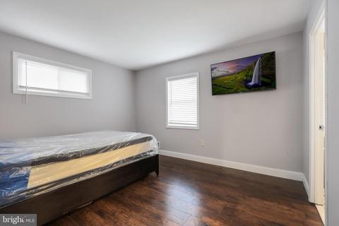 8924 Walkerton Dr, Lanham, MD 20706 photo 35