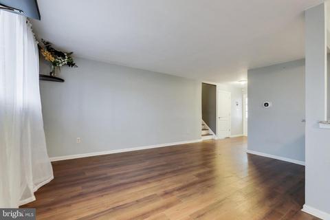 8924 Walkerton Dr, Lanham, MD 20706 photo 25