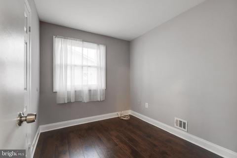 8924 Walkerton Dr, Lanham, MD 20706 photo 33