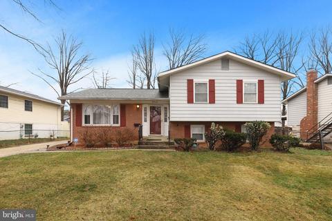 8924 Walkerton Dr, Lanham, MD 20706 photo 2