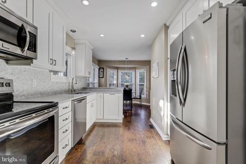 9315 Creekview Dr, Laurel, MD 20708 photo 12