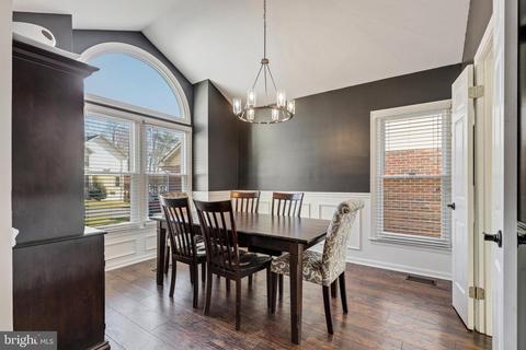 9315 Creekview Dr, Laurel, MD 20708 photo 19