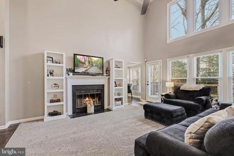 9315 Creekview Dr, Laurel, MD 20708 photo 5