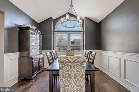 9315 Creekview Dr, Laurel, MD 20708 photo 18