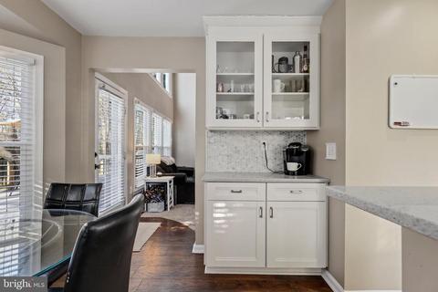 9315 Creekview Dr, Laurel, MD 20708 photo 10