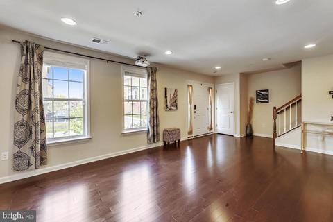 9612 Smithview Pl, Lanham, MD 20706 photo 7