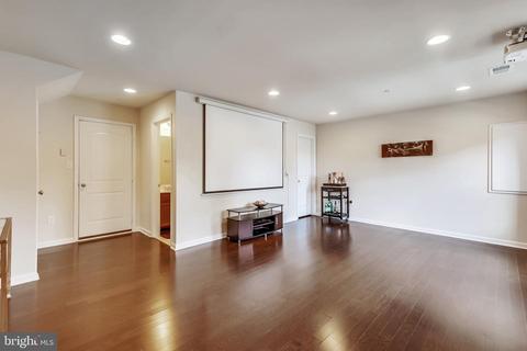 9612 Smithview Pl, Lanham, MD 20706 photo 9