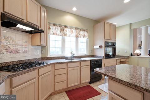 7400 Doublerock Ct, Laurel, MD 20707 photo 16