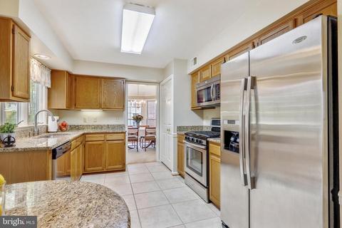 8702 Bovelder Dr, Laurel, MD 20708 photo 24