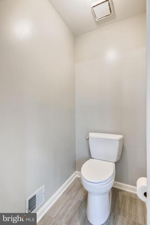 8702 Bovelder Dr, Laurel, MD 20708 photo 60
