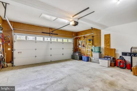 8702 Bovelder Dr, Laurel, MD 20708 photo 57