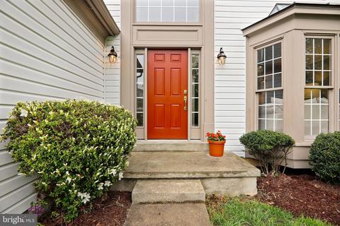 8702 Bovelder Dr, Laurel, MD 20708 photo 4
