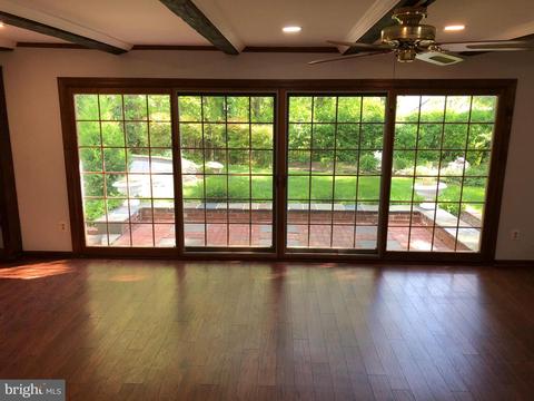 9203 Lawnview Ln, Laurel, MD 20708 photo 32