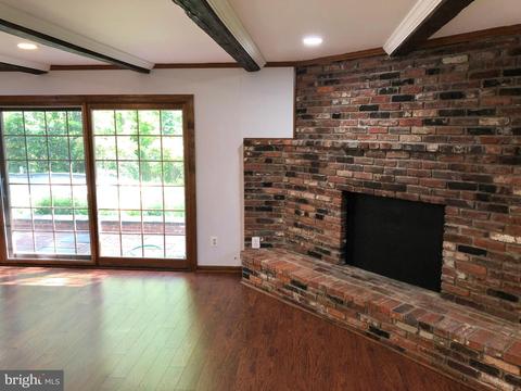 9203 Lawnview Ln, Laurel, MD 20708 photo 25