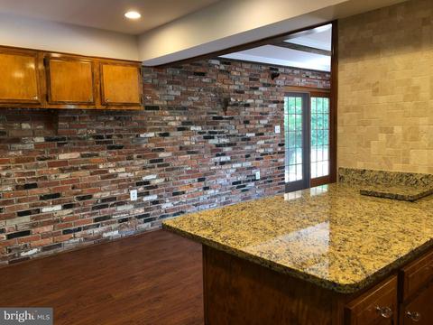 9203 Lawnview Ln, Laurel, MD 20708 photo 13