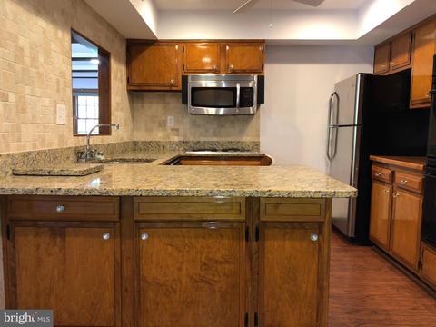 9203 Lawnview Ln, Laurel, MD 20708 photo 10