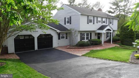 9203 Lawnview Ln, Laurel, MD 20708 photo 2