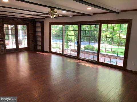 9203 Lawnview Ln, Laurel, MD 20708 photo 31
