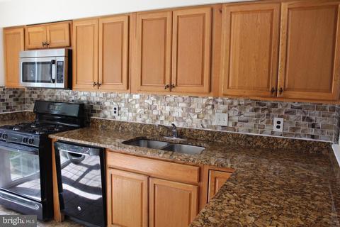 11262 Kettering Pl, Upper Marlboro, MD 20774 photo 3
