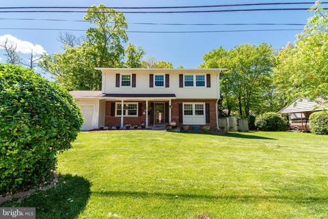 8505 Magnolia Dr, Lanham, MD 20706 photo 1