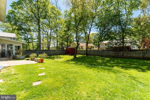 8505 Magnolia Dr, Lanham, MD 20706 photo 14