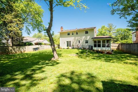 8505 Magnolia Dr, Lanham, MD 20706 photo 11